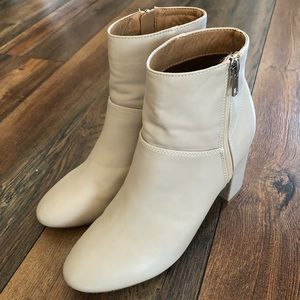 GRASP Booties size 9